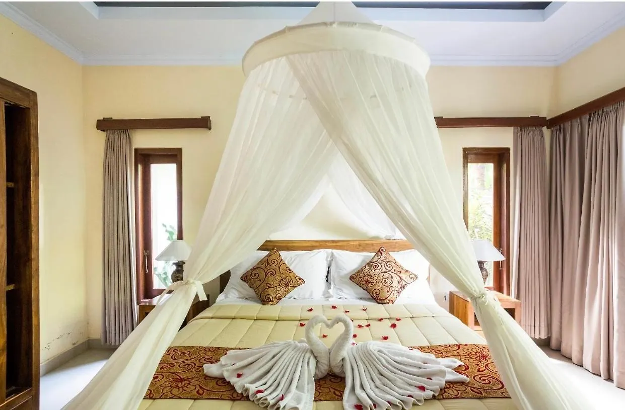 Vishaka Ubud Villa אובוד
